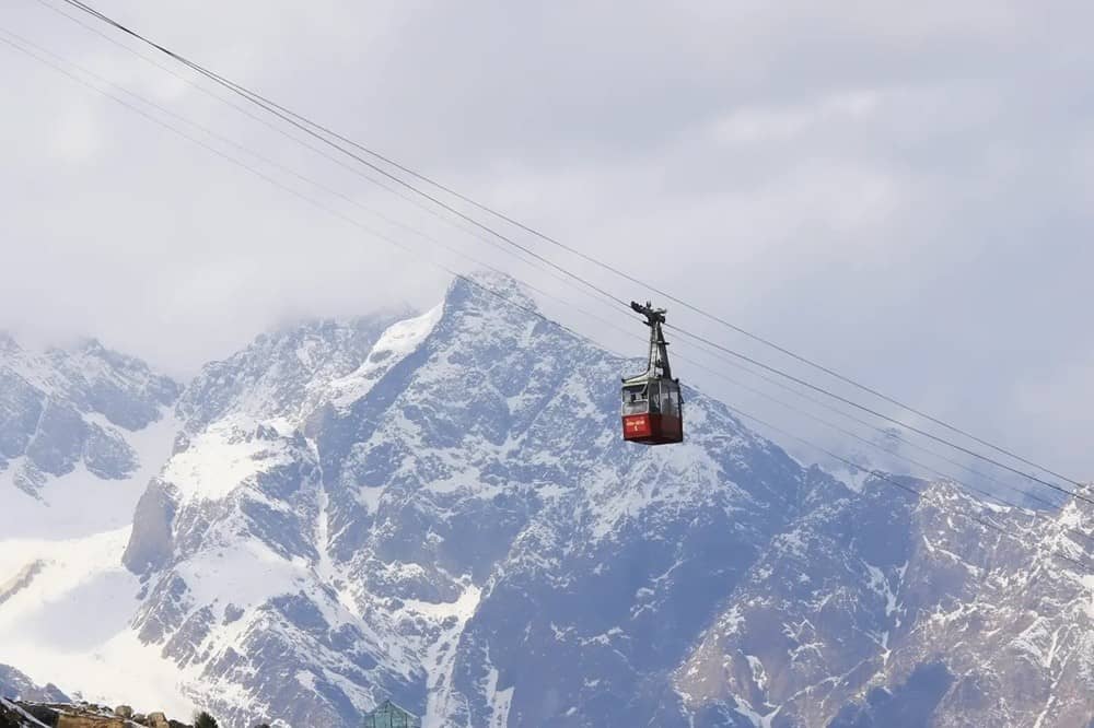 Snow Ropeway Auli