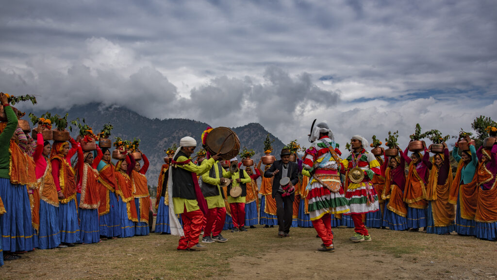 Chholiya (Kumaon sword dance) uttarakhand
