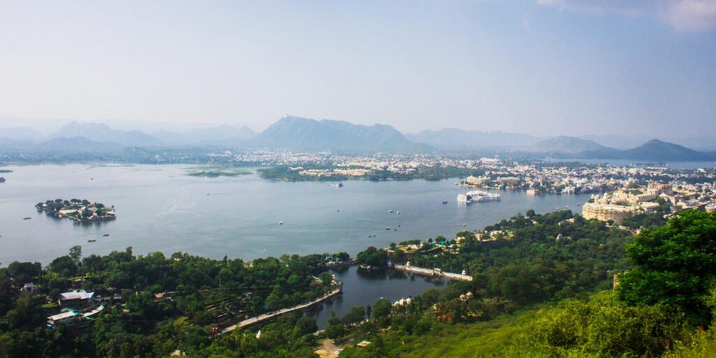 Lake Pichola udaipur Rajasthan